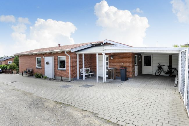 Kastanievej 1, 9362 Gandrup